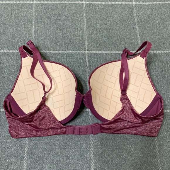 ♥️ Victoria’s  Secret Padded Perfect Coverage Bra - Picture 2 of 6